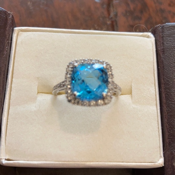 10k White Gold - Picture 11 of 13